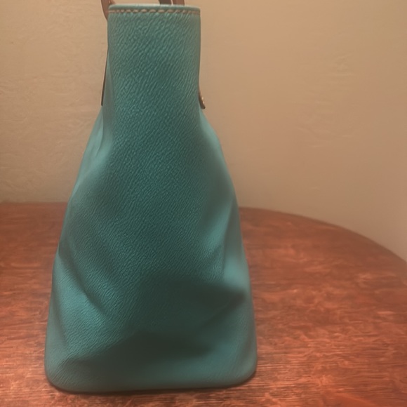 Dooney & Bourke Large Pebbled Tote - Picture 4 of 16